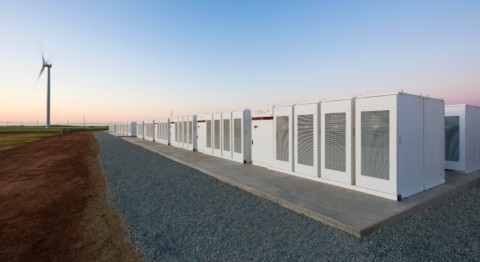 Tesla on track to deliver battery to SA