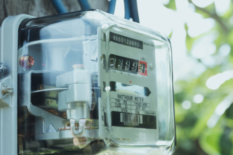 Customer choice on meter installation