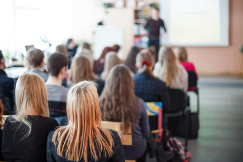 $800K for hydrogen gateway school program in QLD